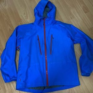 Men’s mountain equipment co-op gore tex in sz XXL